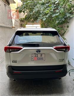 تۆیۆتا ڕاڤ 4